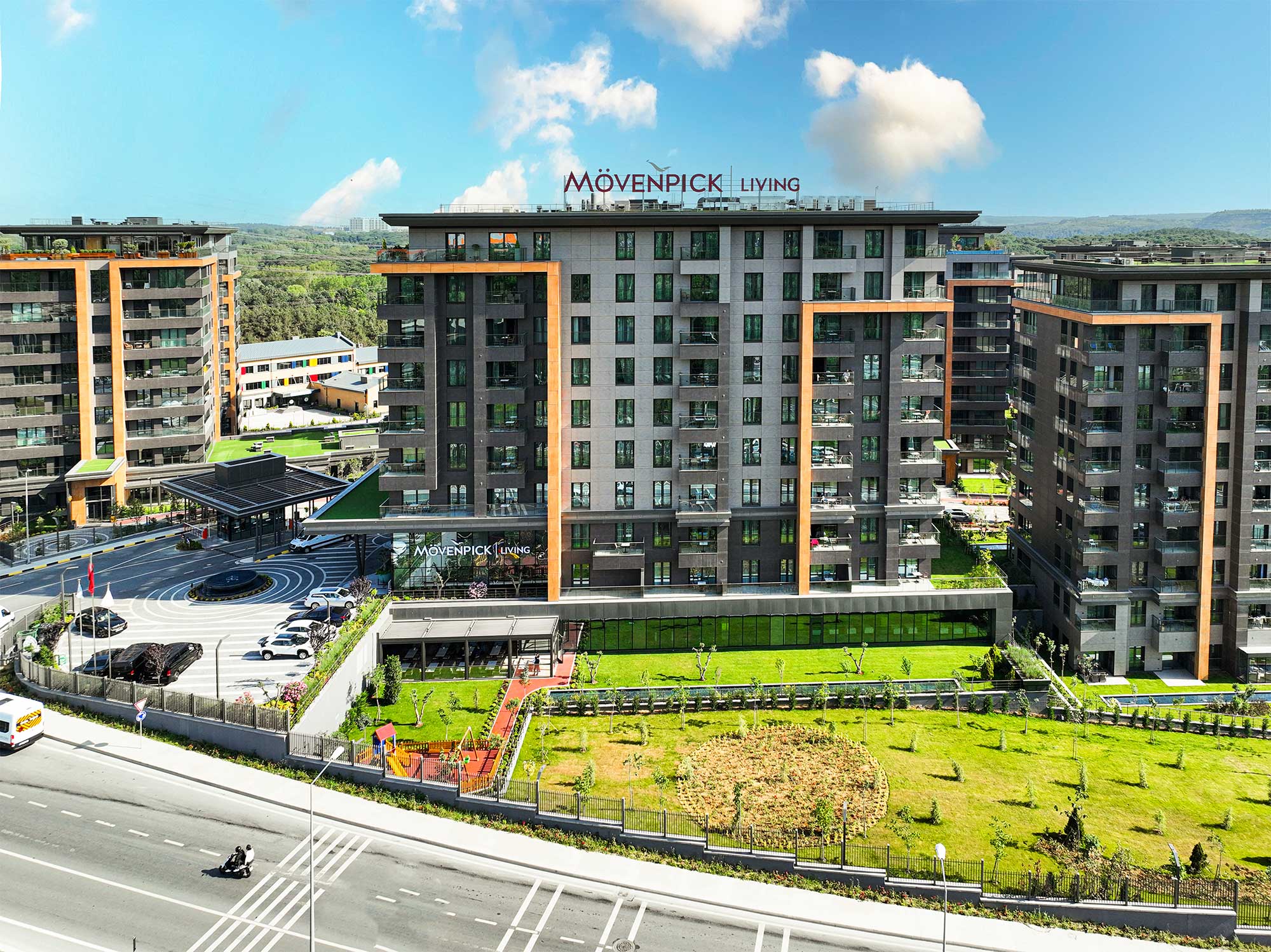 Apartment 32