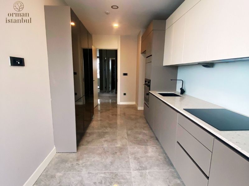 Apartment 34