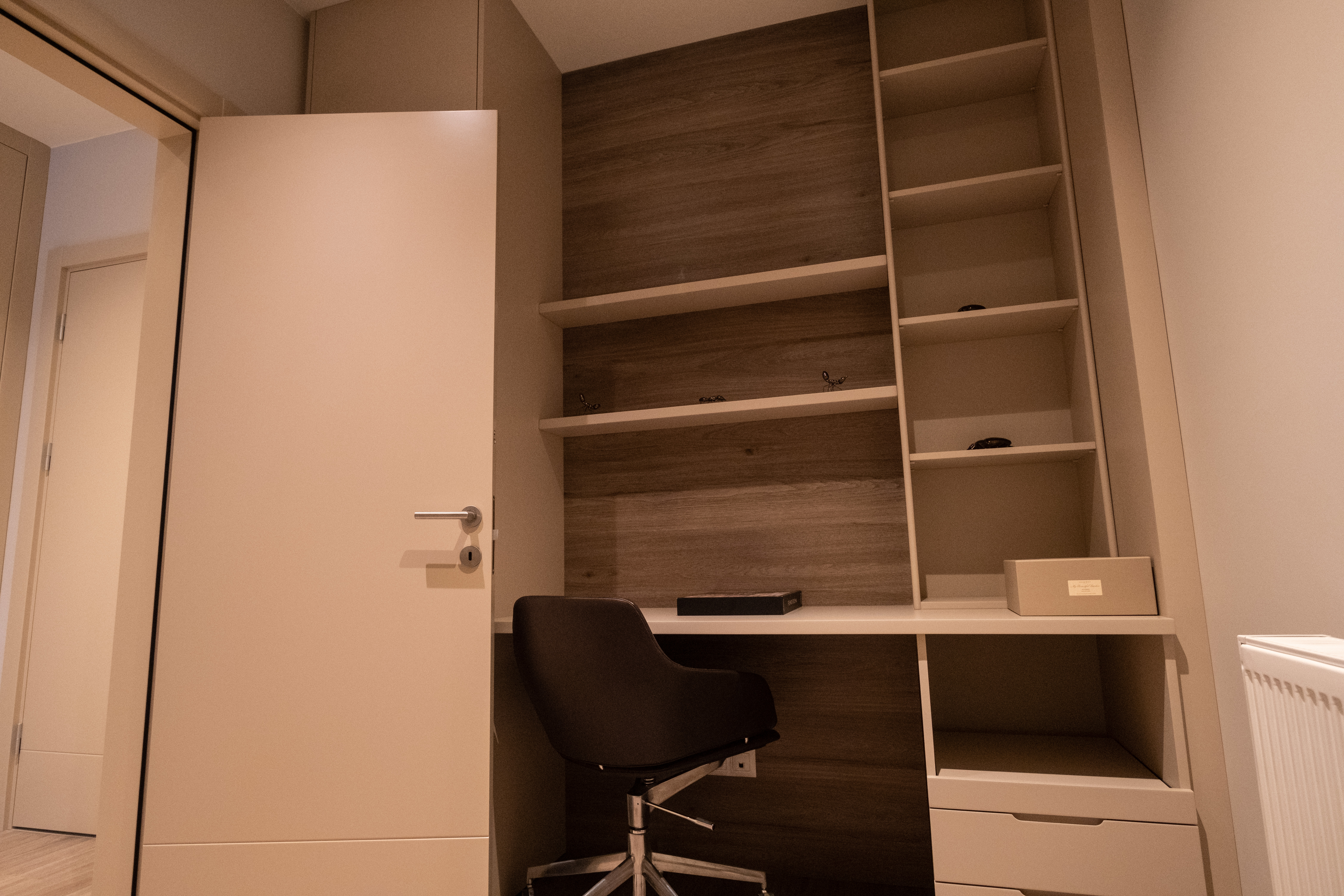 Apartment 42