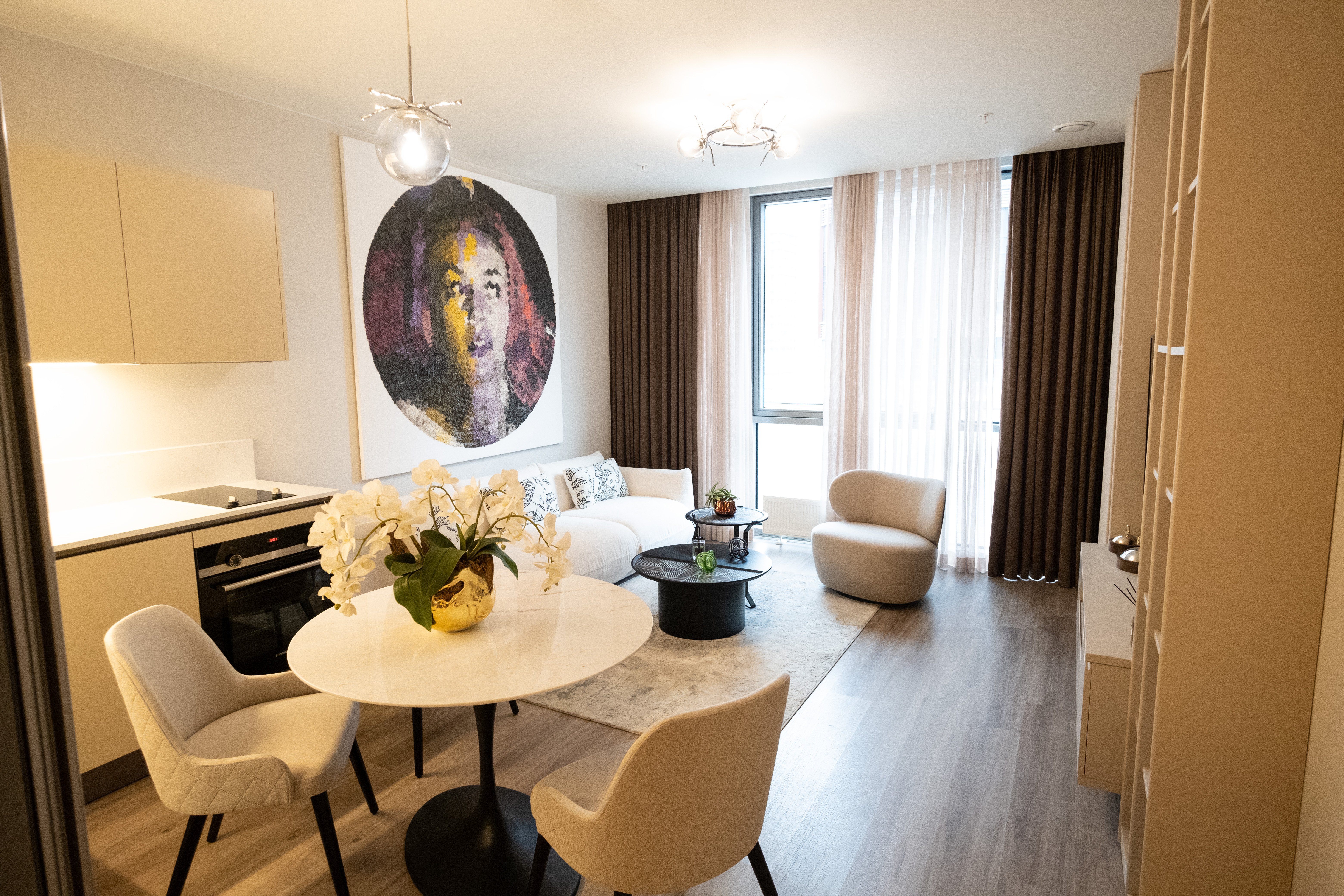 Apartment 42