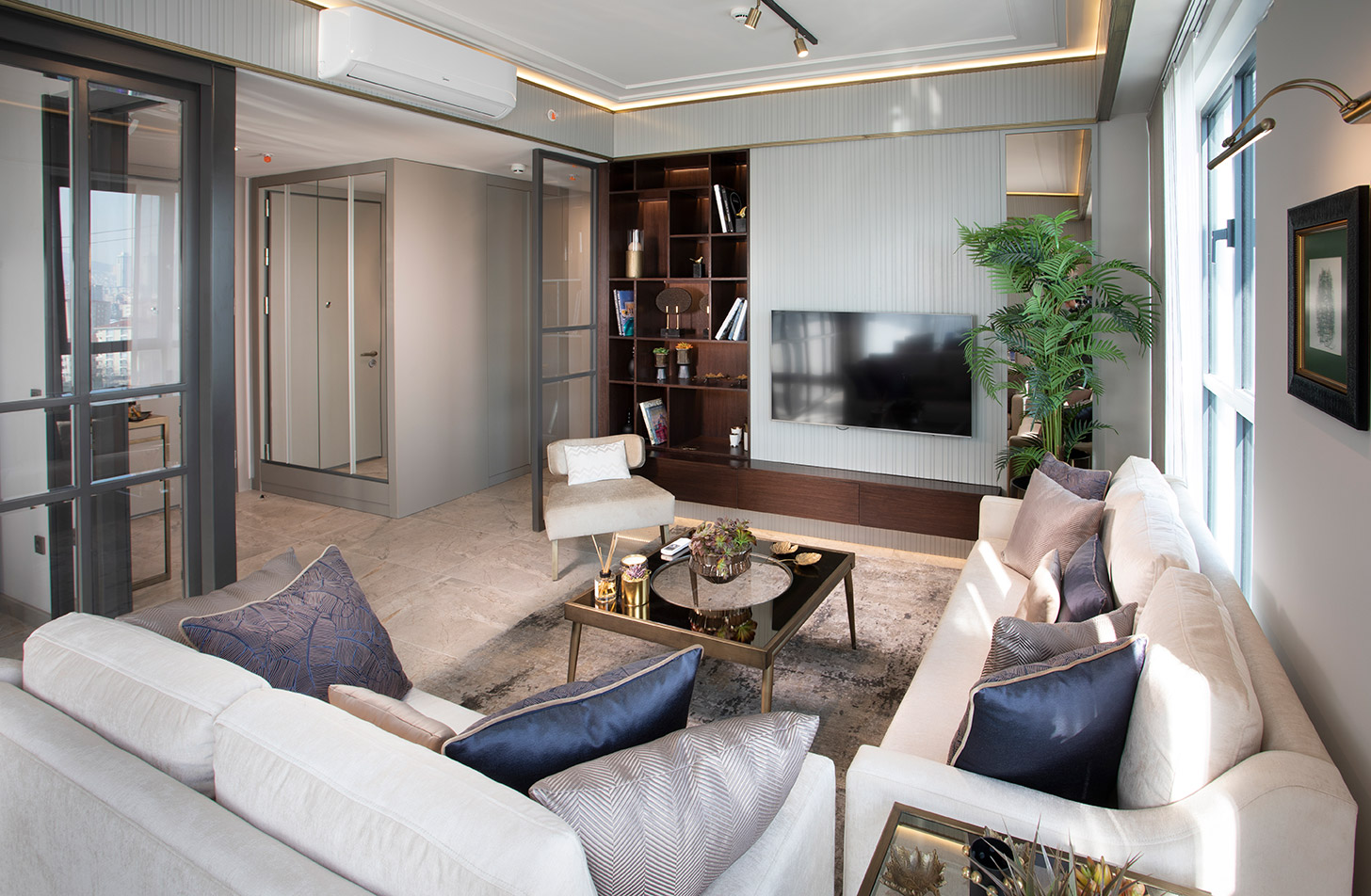 Apartment 2023